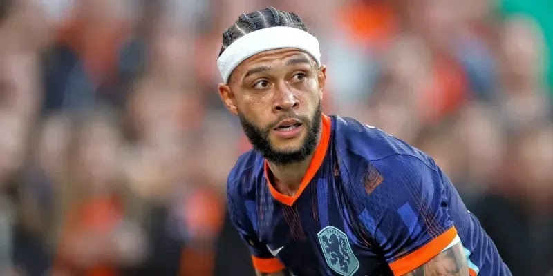 Football player Memphis Depay - Journey to reach the top in the sports world